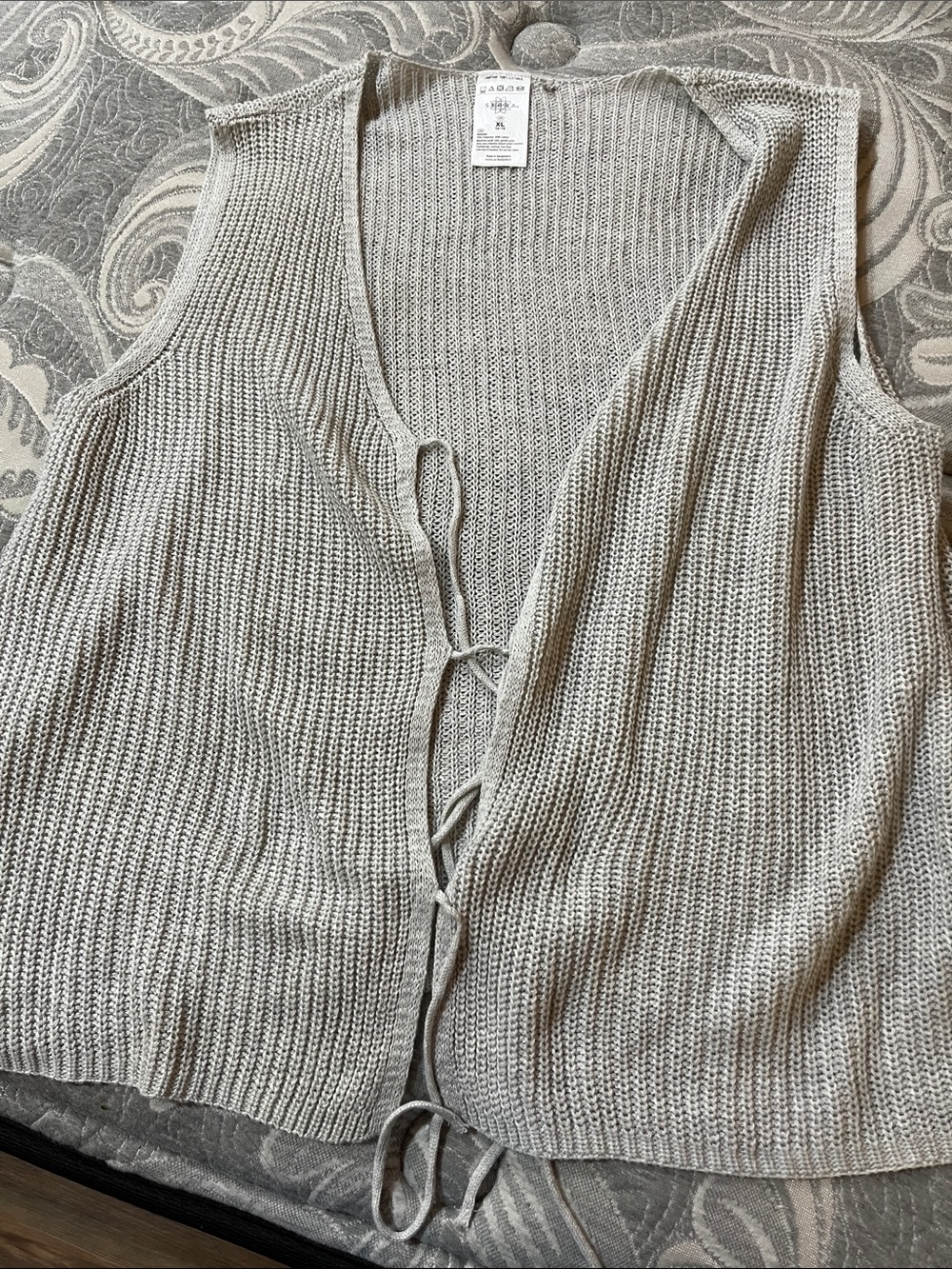 Light Gray Knit Tie-Front Women’s Cardigan Vest